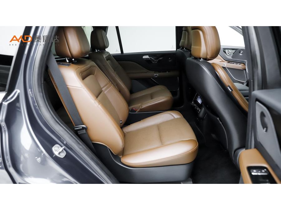 Lincoln Aviator 2023 3.0T V6