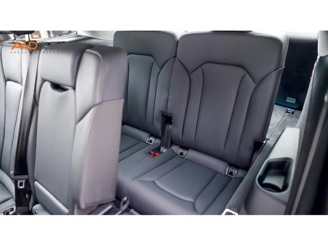 Audi Q7 2022 55 TFSI quattro S line Sport — фото 9