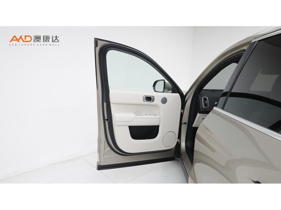 Li Auto L8, фото 10