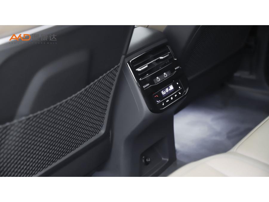 Audi Q6 2023 45TFSI quattro Light