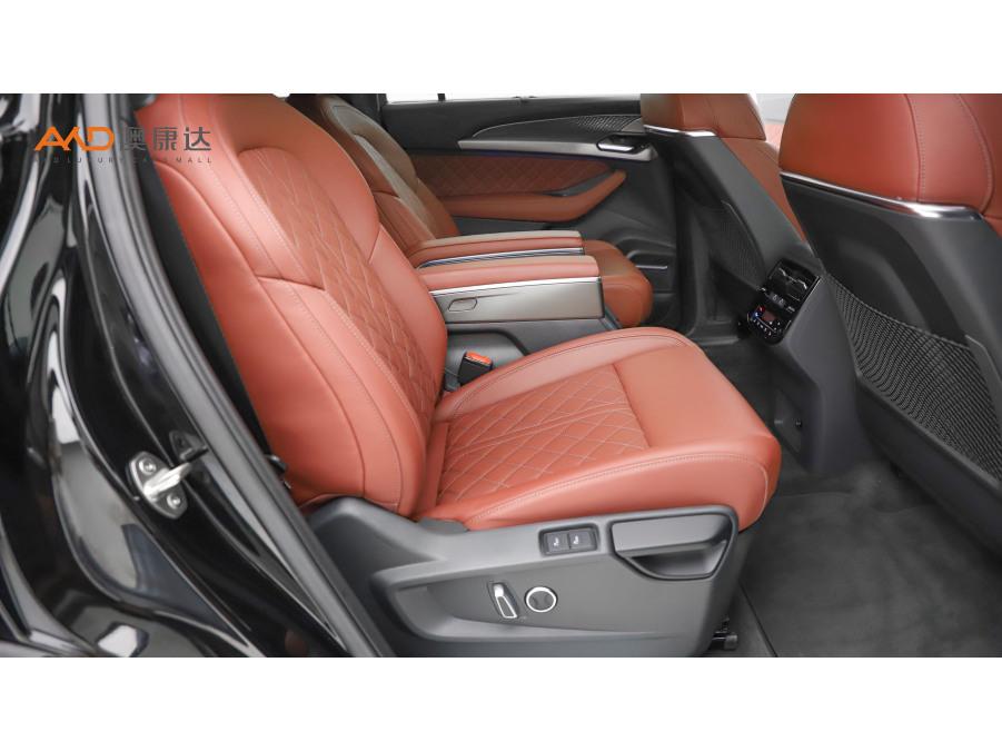 Audi Q6 2024 45TFSI quattro 6 мест