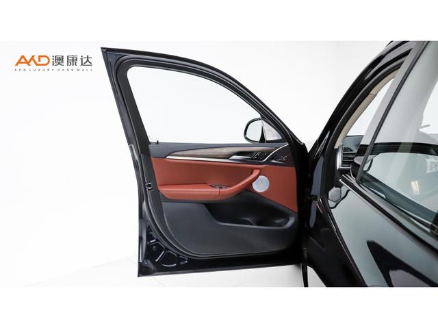 BMW X3 2023 x Drive 30i Leading M — фото 9