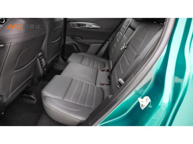 Alfa Romeo Tonale 2023 2.0 T 268 HP Veloce — фото 9