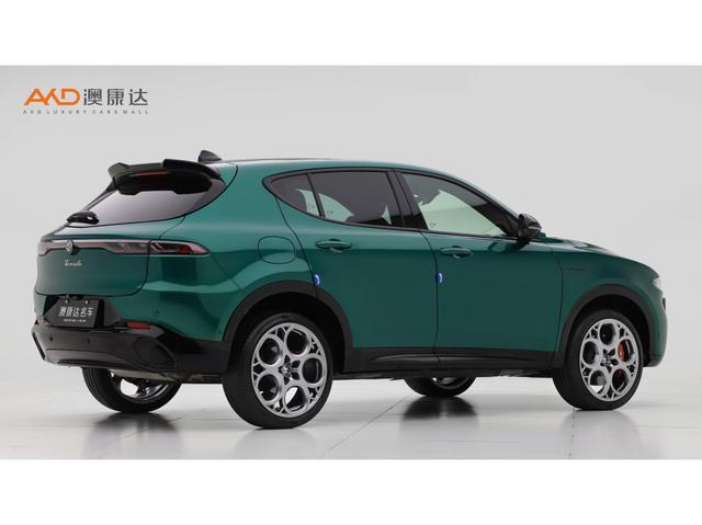 Alfa Romeo Tonale 2023 2.0 T 268 HP Veloce — фото 4