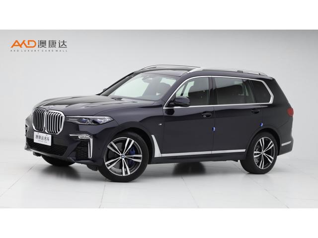 BMW X7 2021 года выпуска