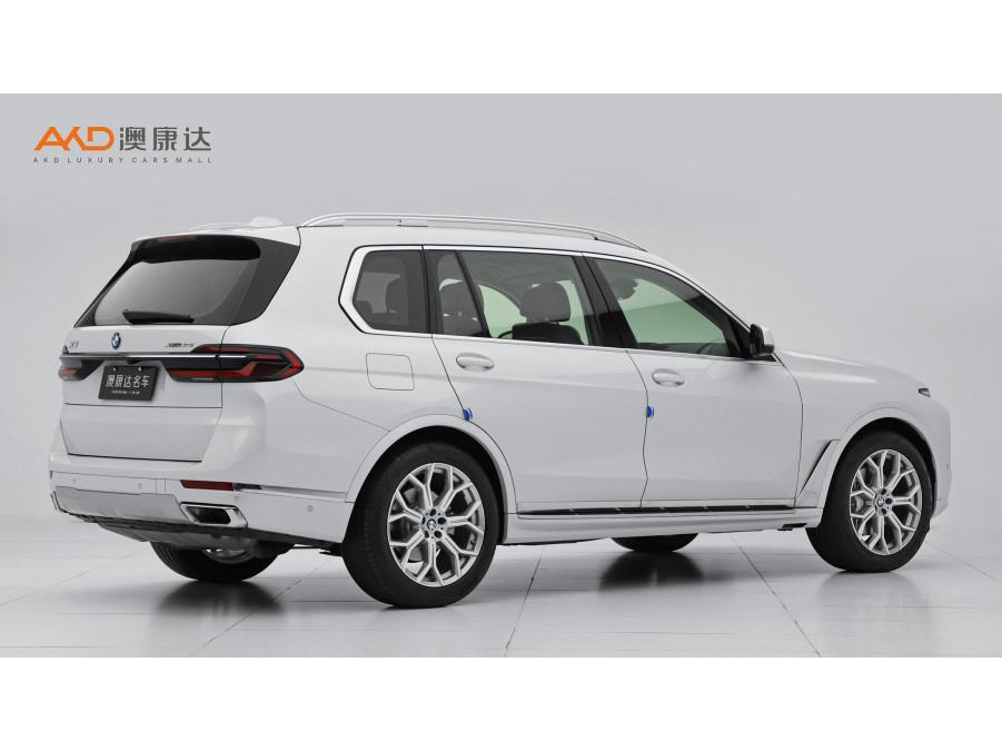 BMW X7 2023 xDrive40i Lead Luxury