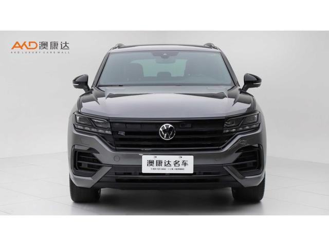 Volkswagen Touareg 2023 3.0 TSI — фото 2