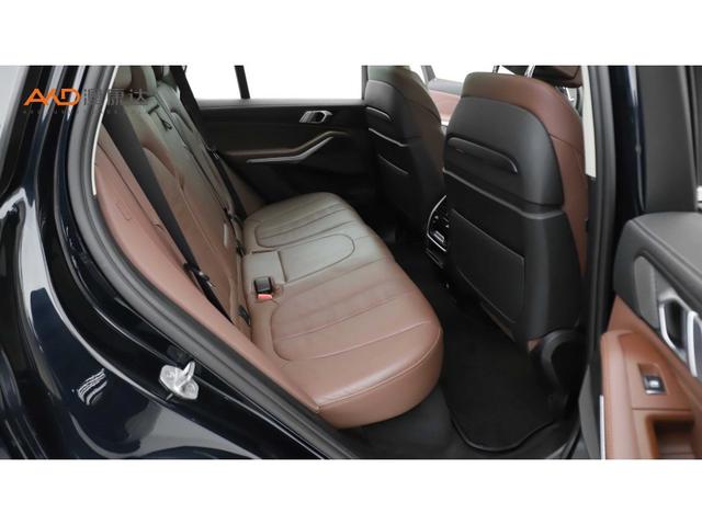 BMW X5 2021 x Drive 40i M — фото 8