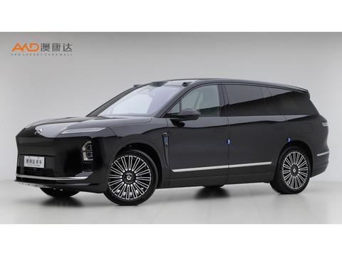 Nio ES8