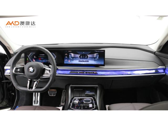 BMW 7-Series 2023 740 Li Leading M — фото 6