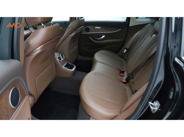 Mercedes-Benz E-Class 2022 E 260 L — фото 10