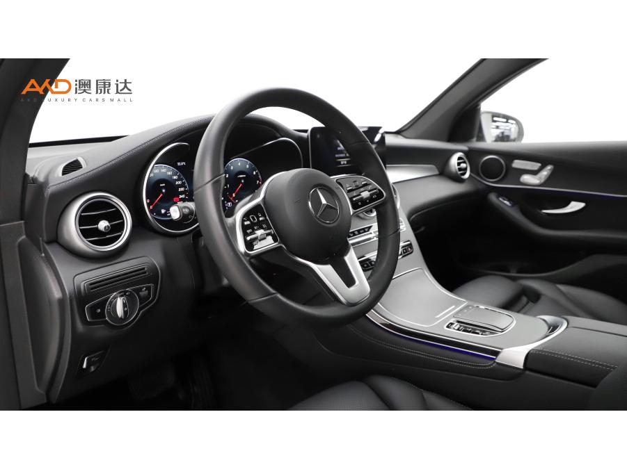 Mercedes-Benz GLC 2020 GLC 300 4MATIC SUV