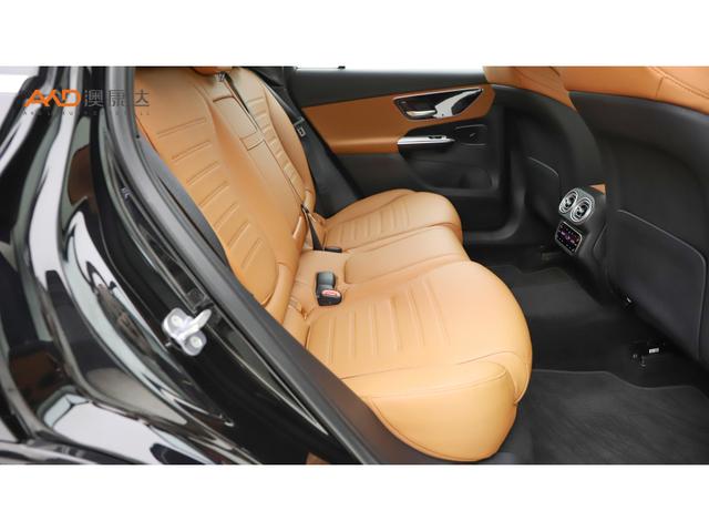 Mercedes-Benz GLC 2024 GLC 300 L 4 MATIC 5 — фото 8