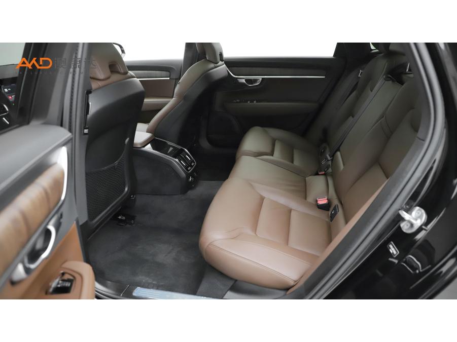 Volvo S90 2024 B5 Luxury