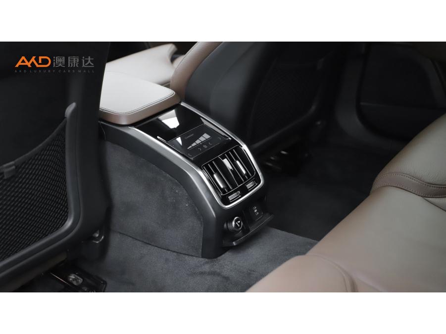Volvo S90 2024 B5 Luxury
