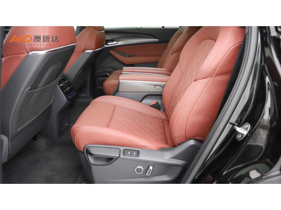 Audi Q6 2024 45TFSI quattro 6 мест