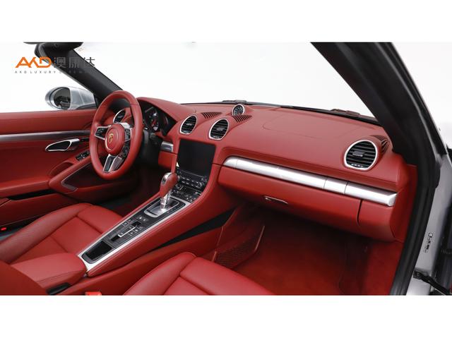 Porsche 718 2023 года Boxster 2.0T - фото 6