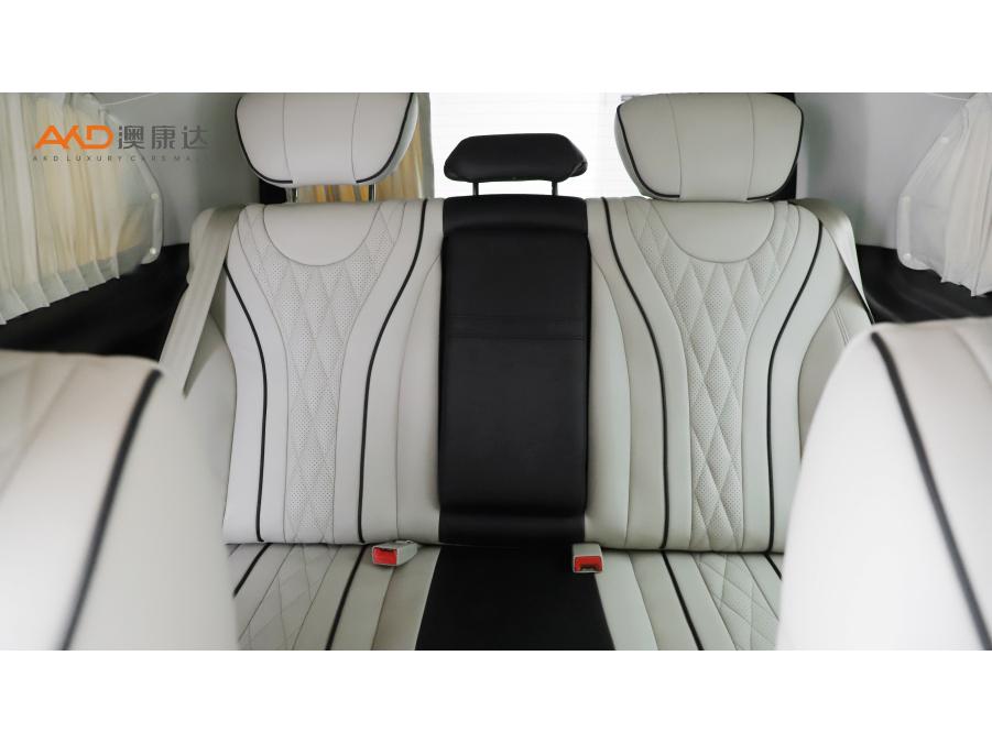 Mercedes-Benz Vito 2021 2.0T Elite 7 мест