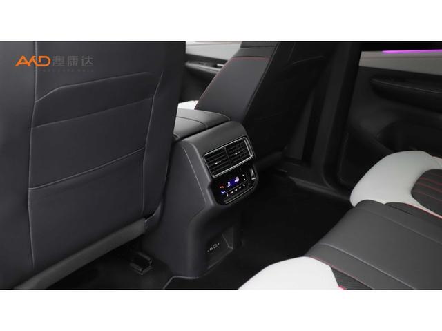 Volkswagen Teramont 2024 X 380 TSI 4 WD — фото 5