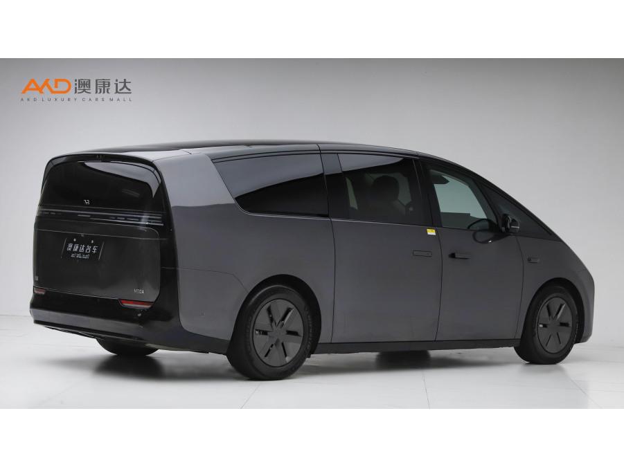 Li Auto MEGA 2024 Ultra
