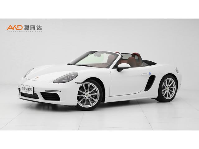 Porsche 718 2022 года выпуска
