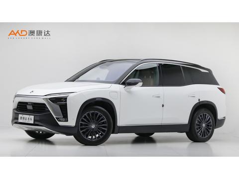 Nio ES8