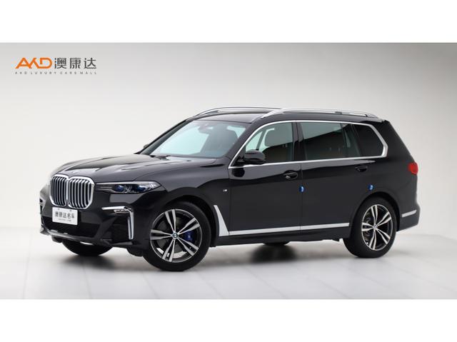 BMW X7 2022 года выпуска