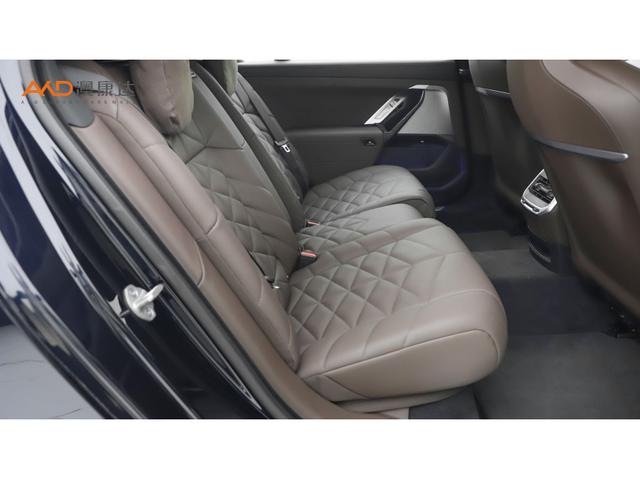 BMW i7 2023 Черный из Китая, фото 2