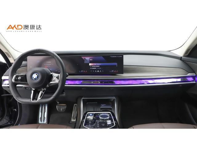 BMW i7 2023 Черный из Китая, фото 3