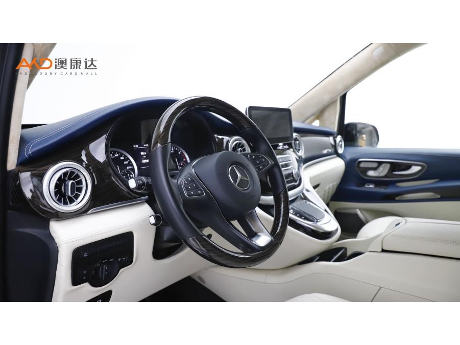 Mercedes-Benz Vito 2021 2.0T 7 мест