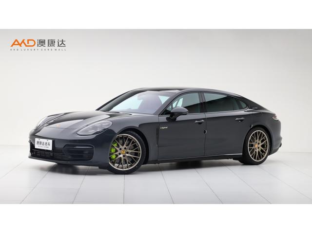 Porsche Panamera 2021 года выпуска