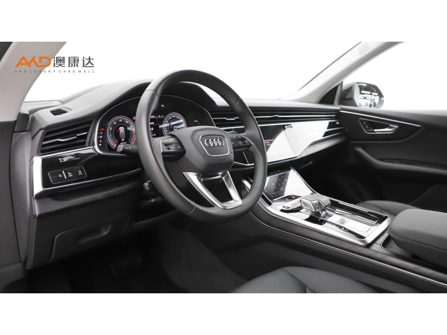 Audi Q8 2023 55 TFSI Luxury