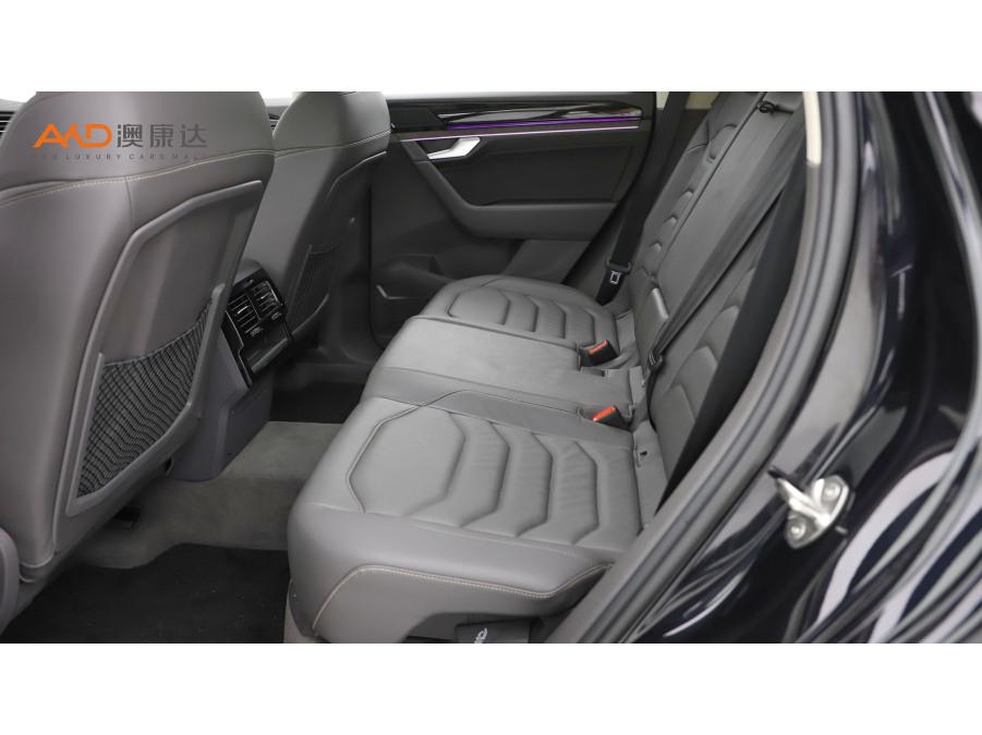 Volkswagen Touareg 2021 Черный из Китая, фото 4