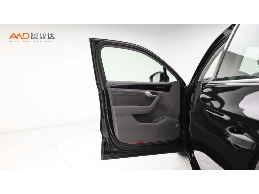 Volkswagen Touareg 2021 3.0TSI Sport