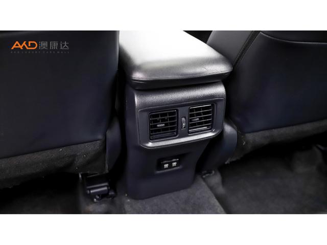 Toyota Wildlander 2020 2.0 L 4 WD — фото 5