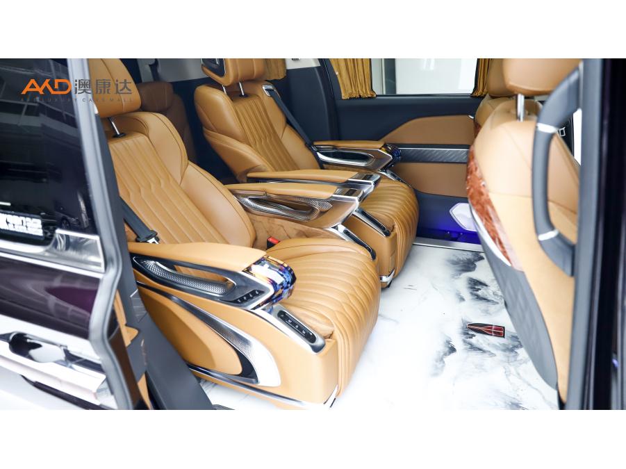 Hongqi HQ9
