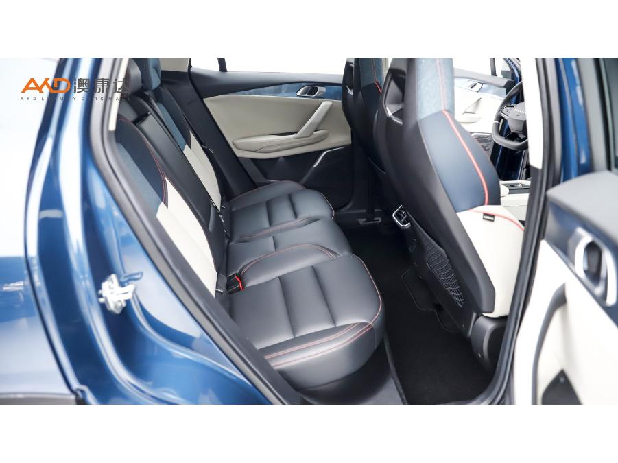 Lynk & Co 06 2020 1.5T Halo