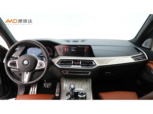 BMW X7 2020 x Drive 40i M — фото 6