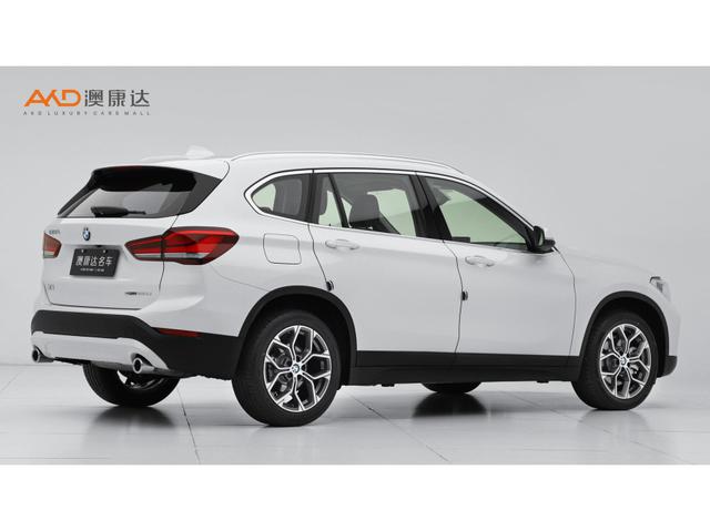 BMW X1 2022 s Drive 25 Li Leading — фото 4