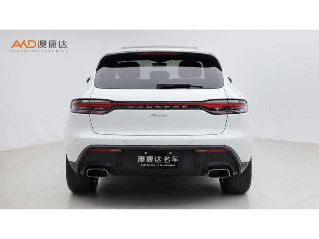 Porsche Macan 2022 Macan 2.0 T — фото 3