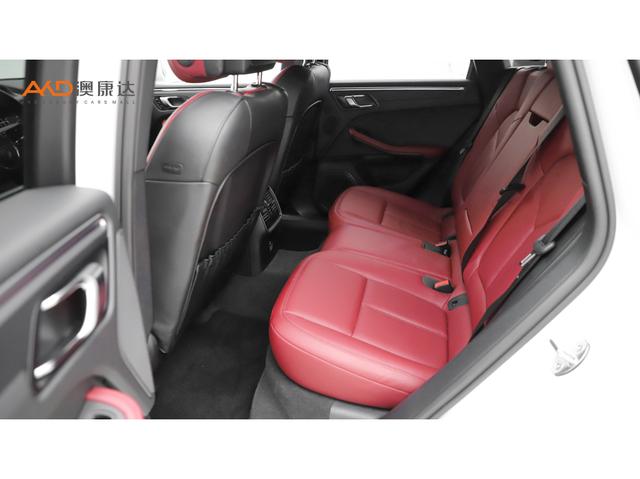 Porsche Macan 2022 Macan 2.0 T — фото 10