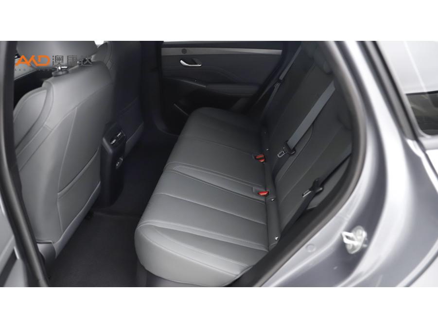 BYD Qin PLUS DM, фото 8
