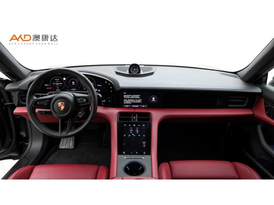 Porsche Taycan 2023 4 мест
