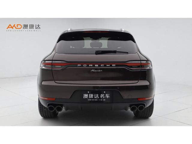 Porsche Macan 2019 2.0 T AT 4 WD 5 — фото 3