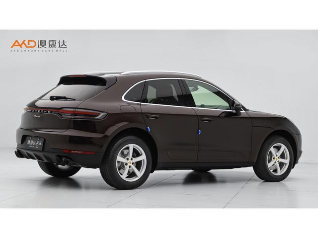 Porsche Macan 2019 2.0 T AT 4 WD 5 — фото 4