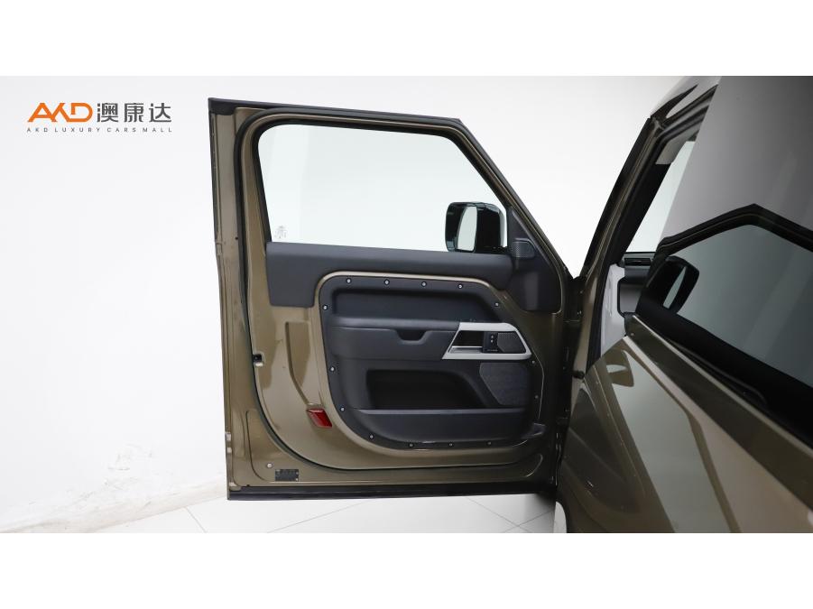 Land Rover Defender 2023 90 3.0T P400 XS