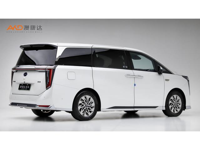 Trumpchi M8 2025 Ultra — фото 4