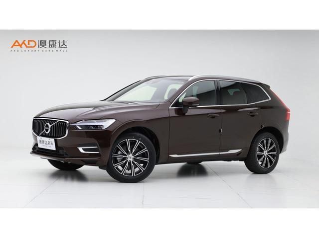 Volvo XC60 2021 года выпуска