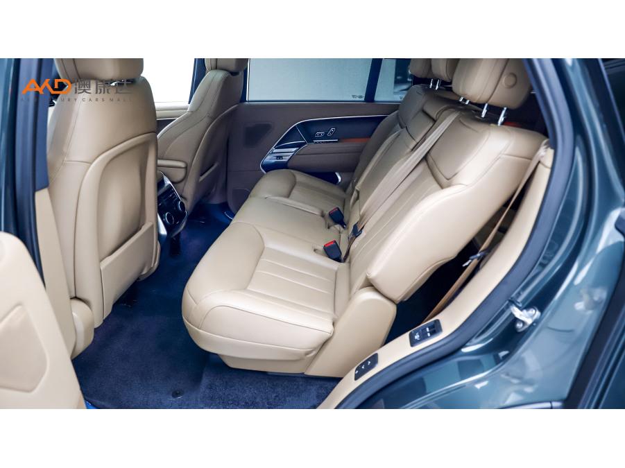Land Rover Range Rover 2023 3.0 L6 400PS мест Long Wheelbase