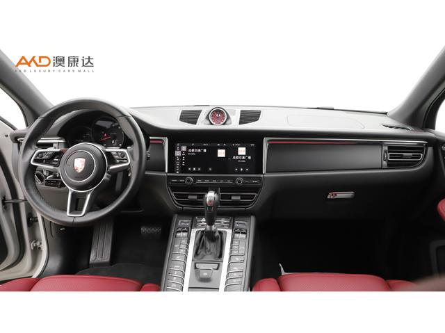 Porsche Macan 2020 Macan 2.0 T — фото 6